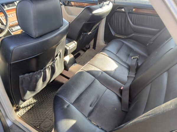 3008295 - Image 7