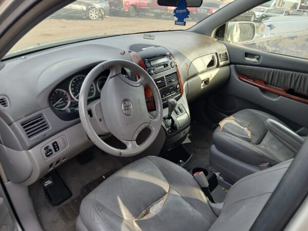 3008337 - Image 5