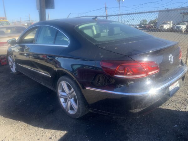 2013 Volkswagen CC - Image 9