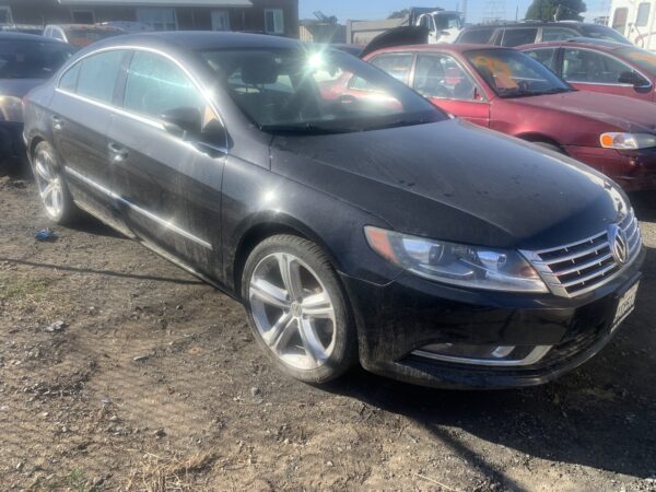 2013 Volkswagen CC - Image 11